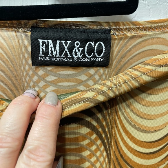 Retro/ Funky Style Top - Picture 3 of 4